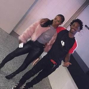 Meet your Posher, Deonta